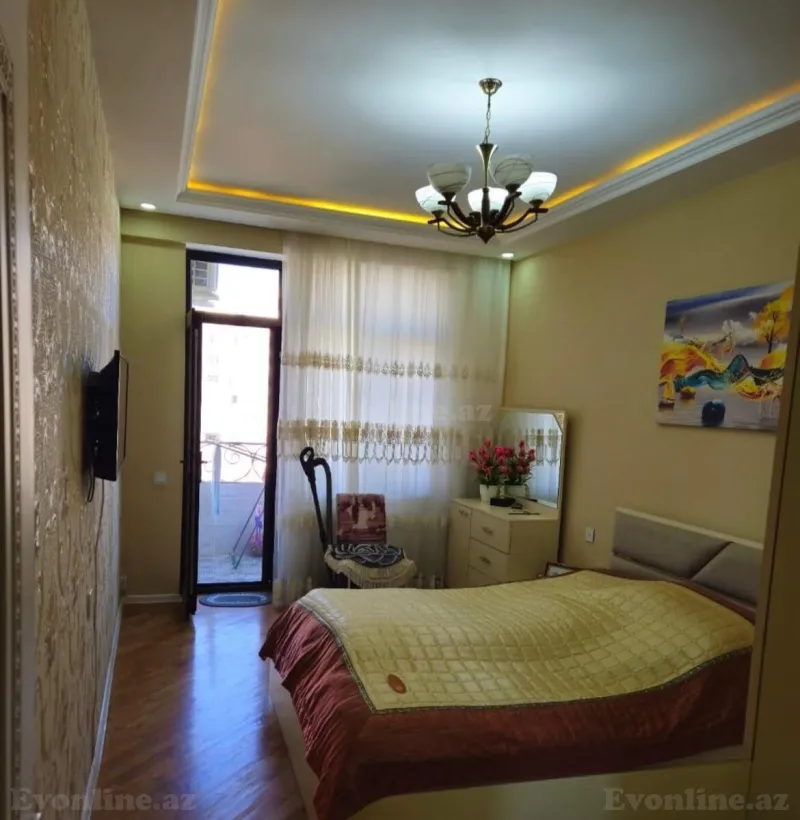Satılır 2 otaqlı Mənzil Köhnə tikili 57 m² İnşaatçılar m. - şəkil 3
