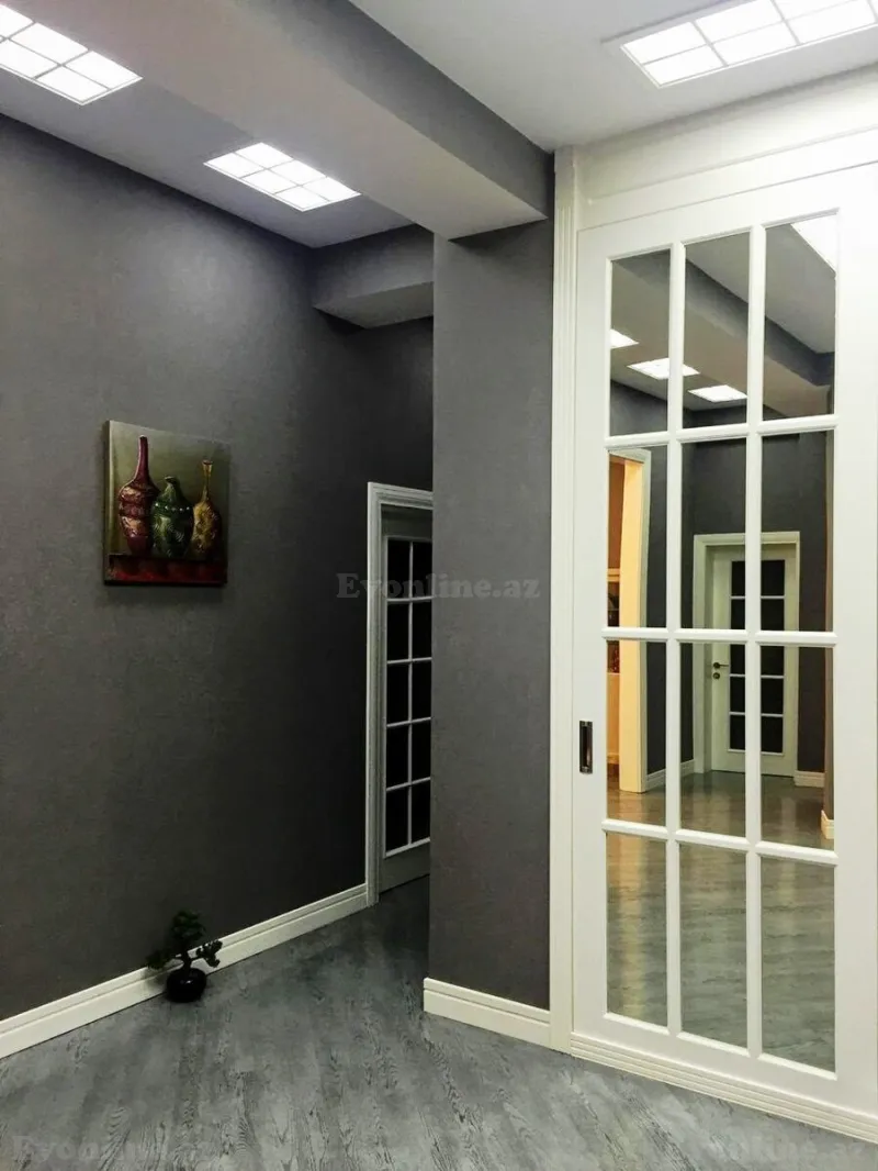 Kirayə verilir 3 otaqlı Mənzil Yeni tikili 110 m² İnşaatçılar m. - şəkil 11