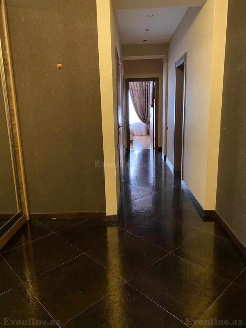 Kirayə verilir 3 otaqlı Mənzil Yeni tikili 135 m² Xətai r. - şəkil 9