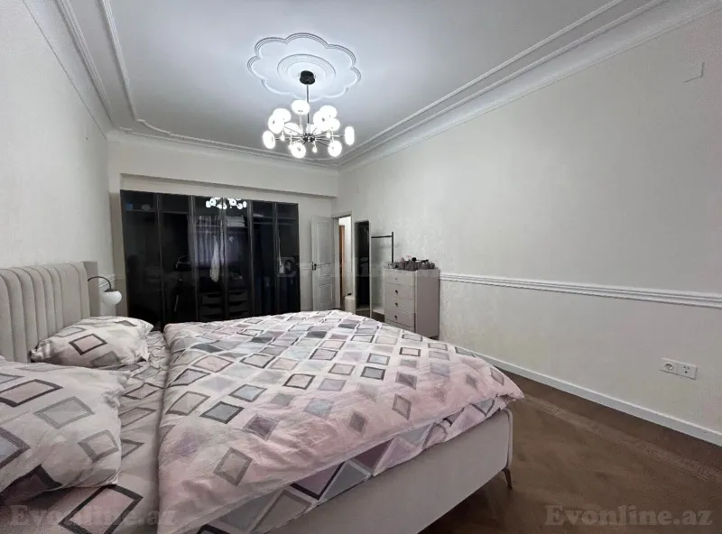 Satılır 3 otaqlı Mənzil Yeni tikili 100 m² Nizami m. - şəkil 4