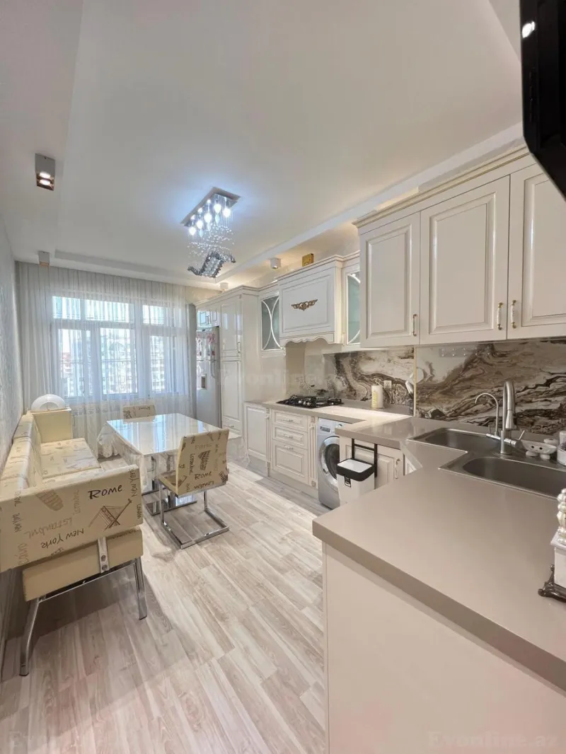 Satılır 4 otaqlı Mənzil Yeni tikili 140 m² Xətai r. - şəkil 8
