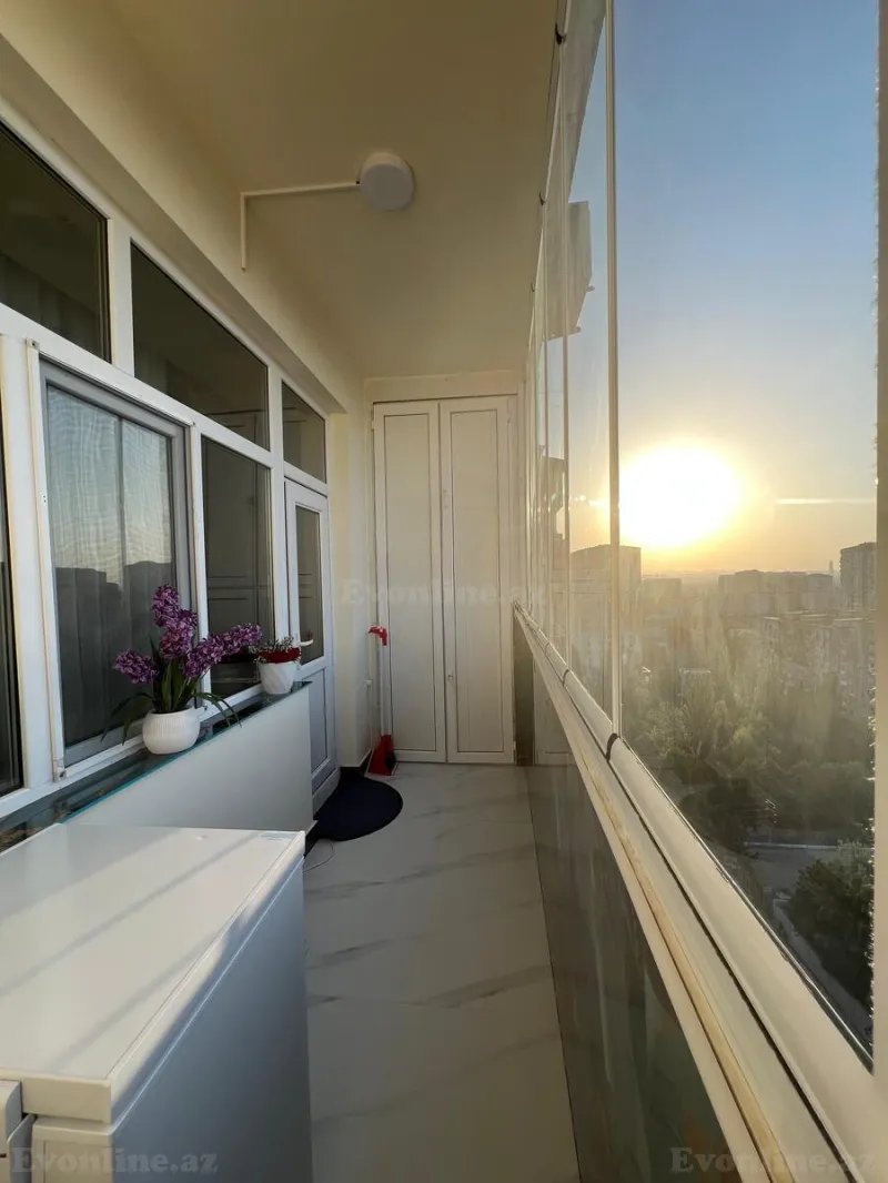 Satılır 4 otaqlı Mənzil Yeni tikili 140 m² Xətai r. - şəkil 14