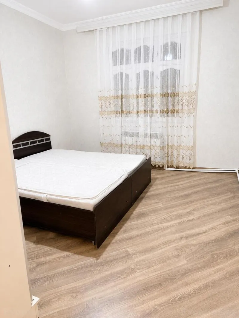 Kirayə verilir 3 otaqlı Mənzil Köhnə tikili 80 m² Nəriman Nərimanov m. - şəkil 4