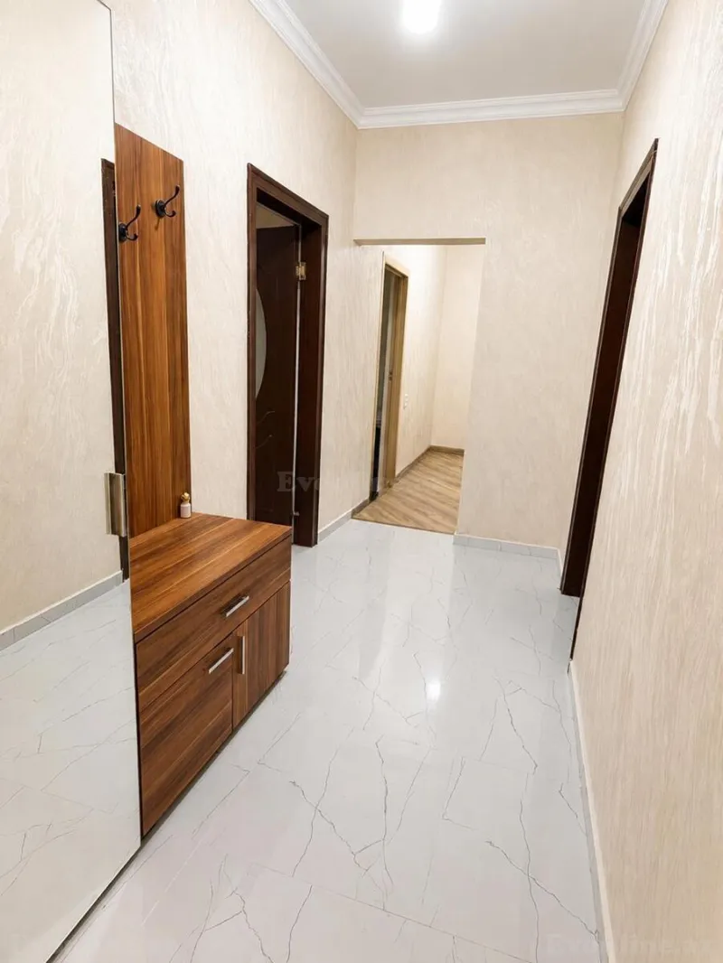 Kirayə verilir 3 otaqlı Mənzil Köhnə tikili 80 m² Nəriman Nərimanov m. - şəkil 9