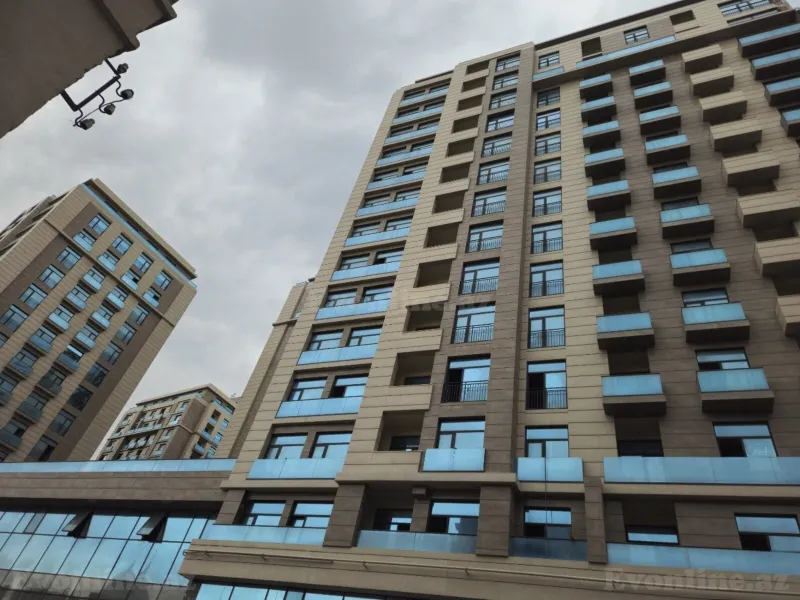 Satılır 5 otaqlı Mənzil Yeni tikili 267 m² 28 May m. - şəkil 2