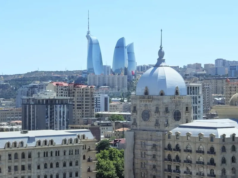 Satılır 5 otaqlı Mənzil Yeni tikili 267 m² 28 May m. - şəkil 3
