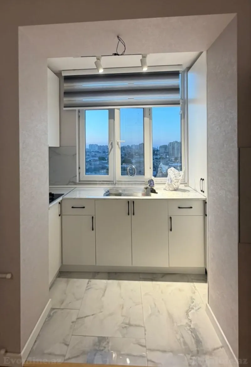 Satılır 3 otaqlı Mənzil Köhnə tikili 80 m² İnşaatçılar m. - şəkil 10