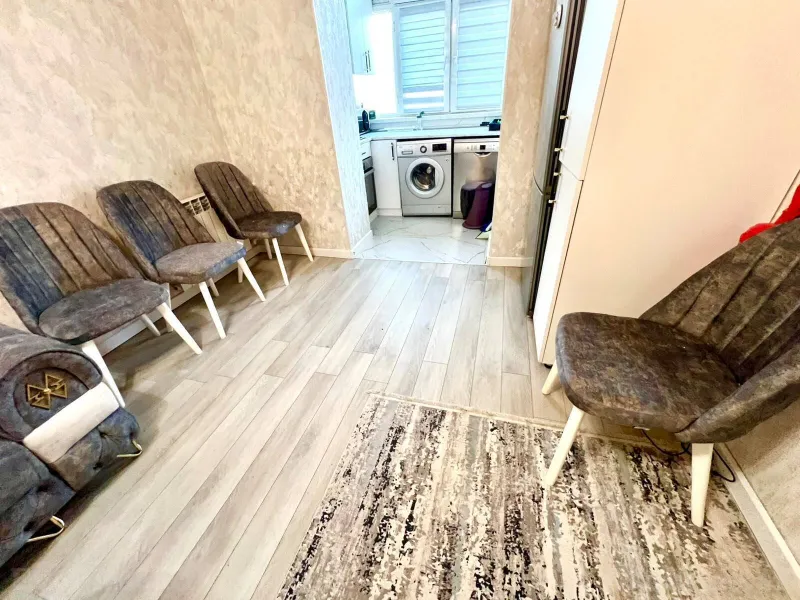 Satılır 2 otaqlı Mənzil Köhnə tikili 47 m² Qara Qarayev m. - şəkil 5