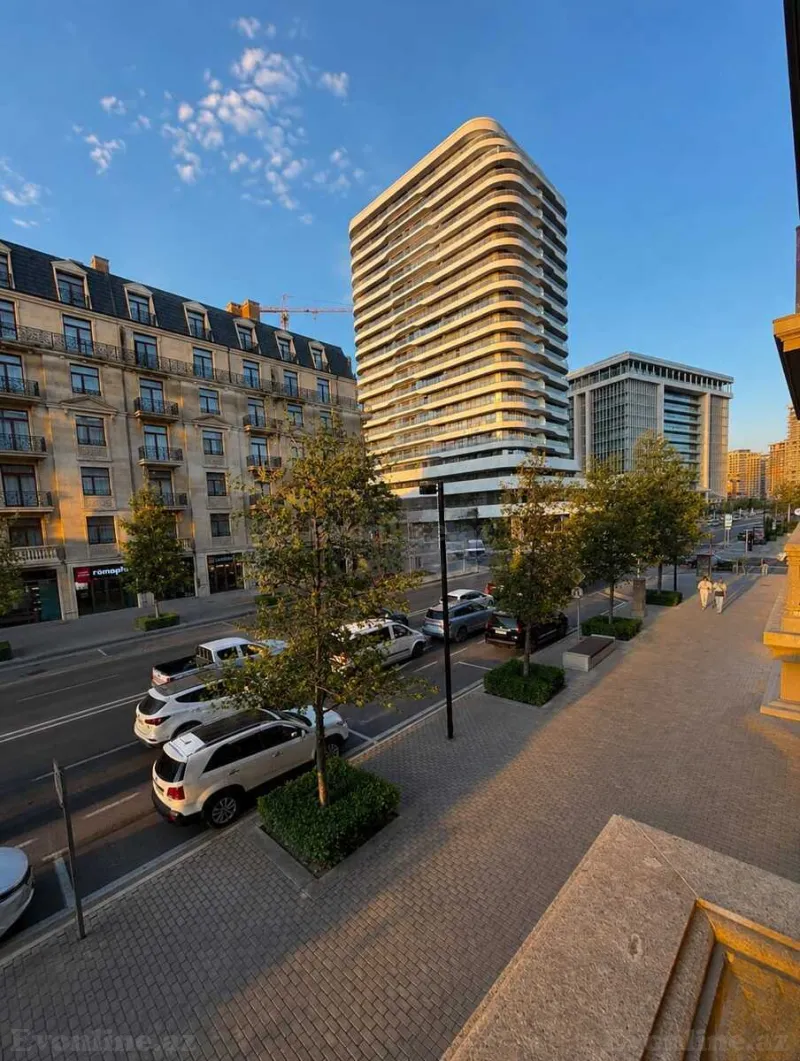 Kirayə verilir 4 otaqlı Mənzil Yeni tikili 160 m² Xətai r. - şəkil 2