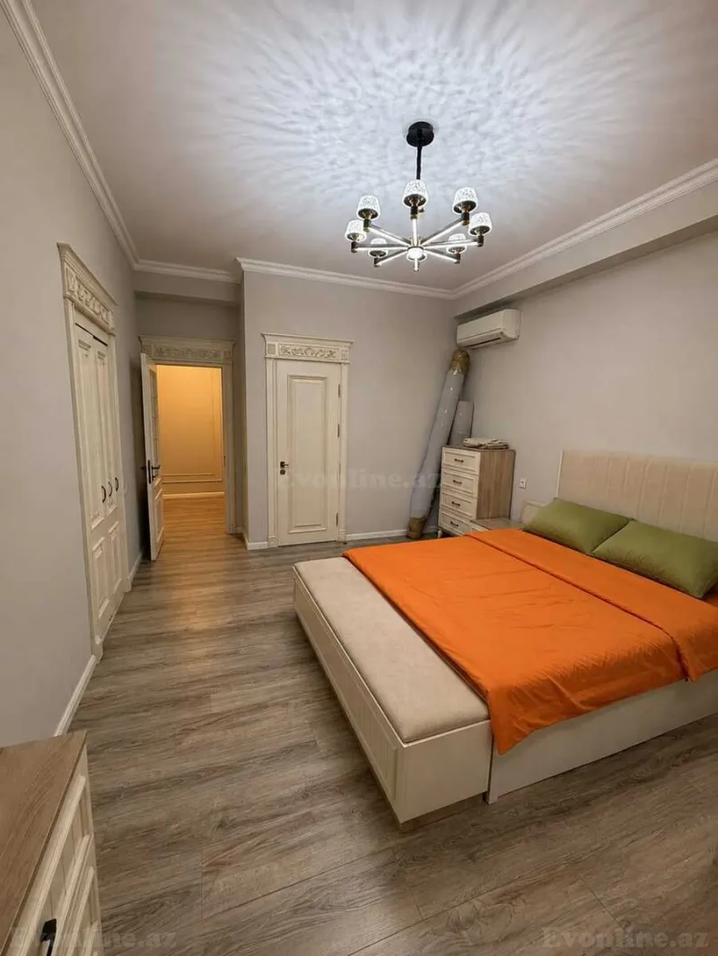 Kirayə verilir 4 otaqlı Mənzil Yeni tikili 160 m² Xətai r. - şəkil 4