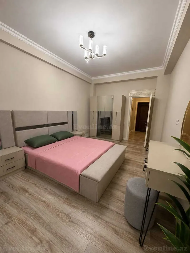 Kirayə verilir 4 otaqlı Mənzil Yeni tikili 160 m² Xətai r. - şəkil 6
