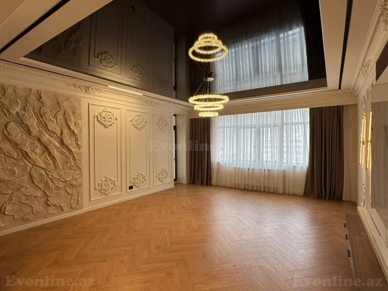 3 otaqlı Mənzil 108 m² 28 May m. Satılır