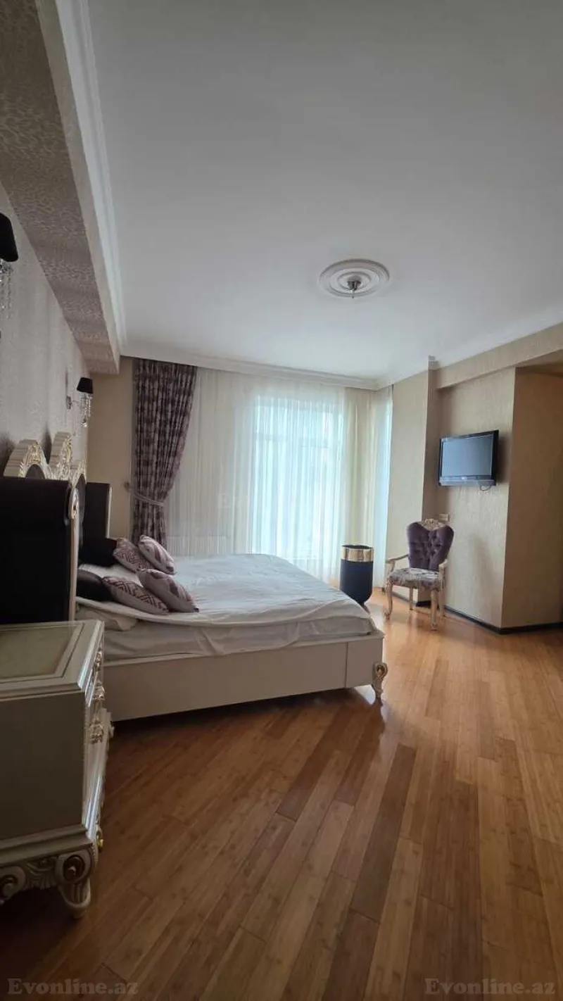Satılır 3 otaqlı Mənzil Yeni tikili 130.8 m² Neftçilər m. - şəkil 3