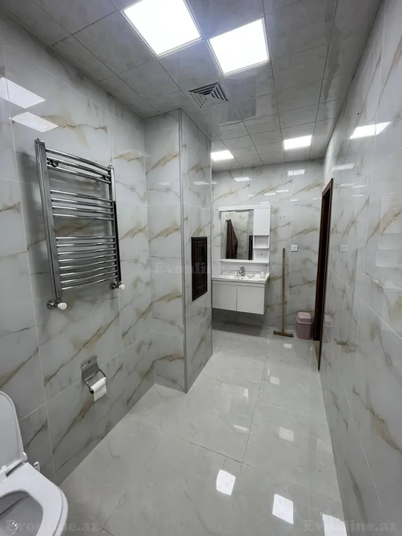 Kirayə verilir 3 otaqlı Mənzil Yeni tikili 125 m² Xətai r. - şəkil 8