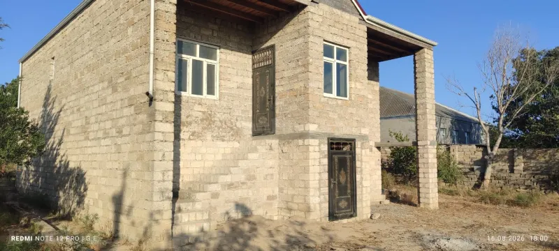 Satılır 5 otaqlı Həyət evi 140 m² Binə - şəkil 2