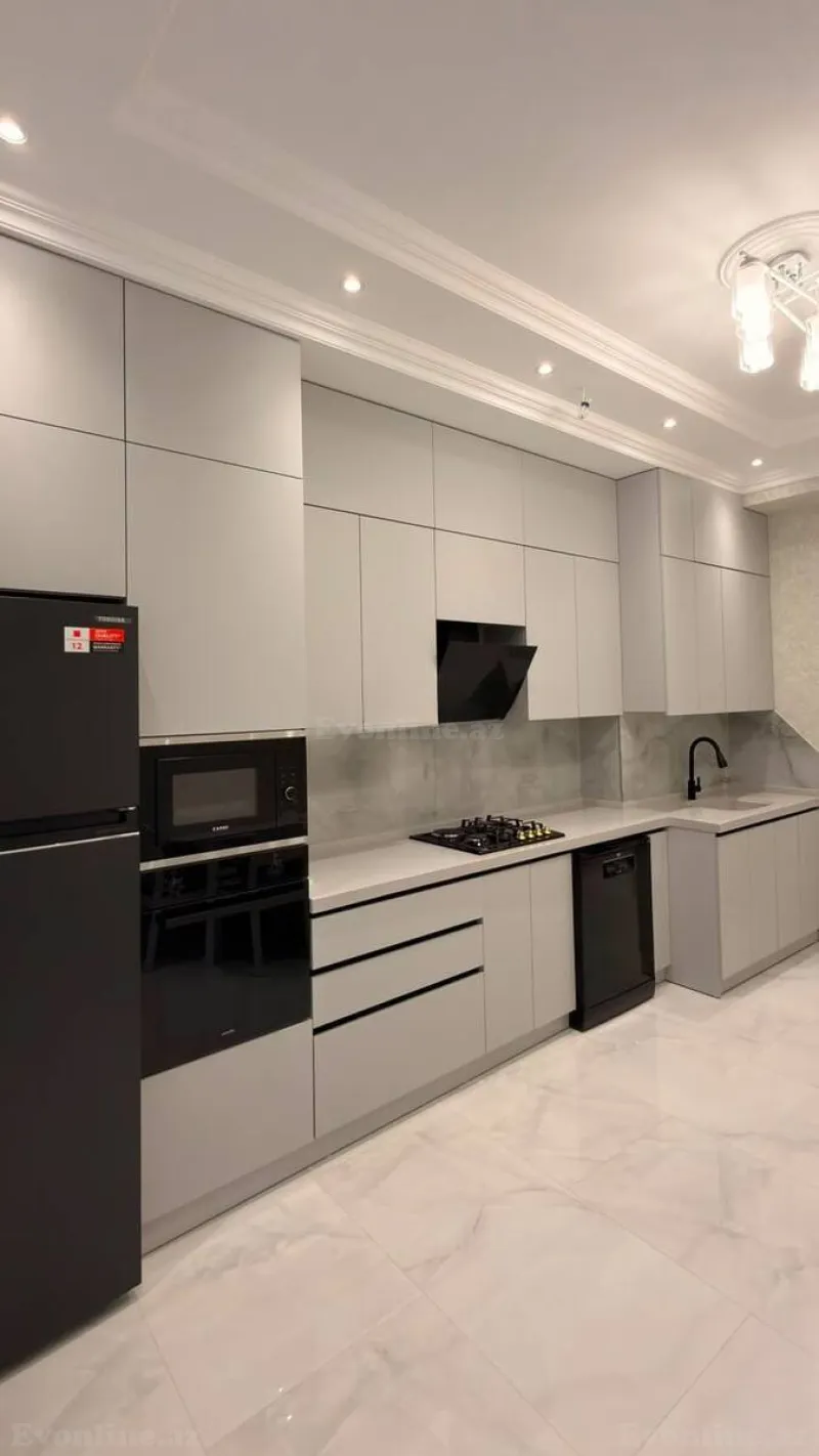 Kirayə verilir 3 otaqlı Mənzil Yeni tikili 147 m² Gənclik m. - şəkil 18