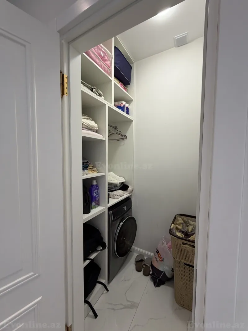 Satılır 3 otaqlı Mənzil Yeni tikili 150 m² İnşaatçılar m. - şəkil 5