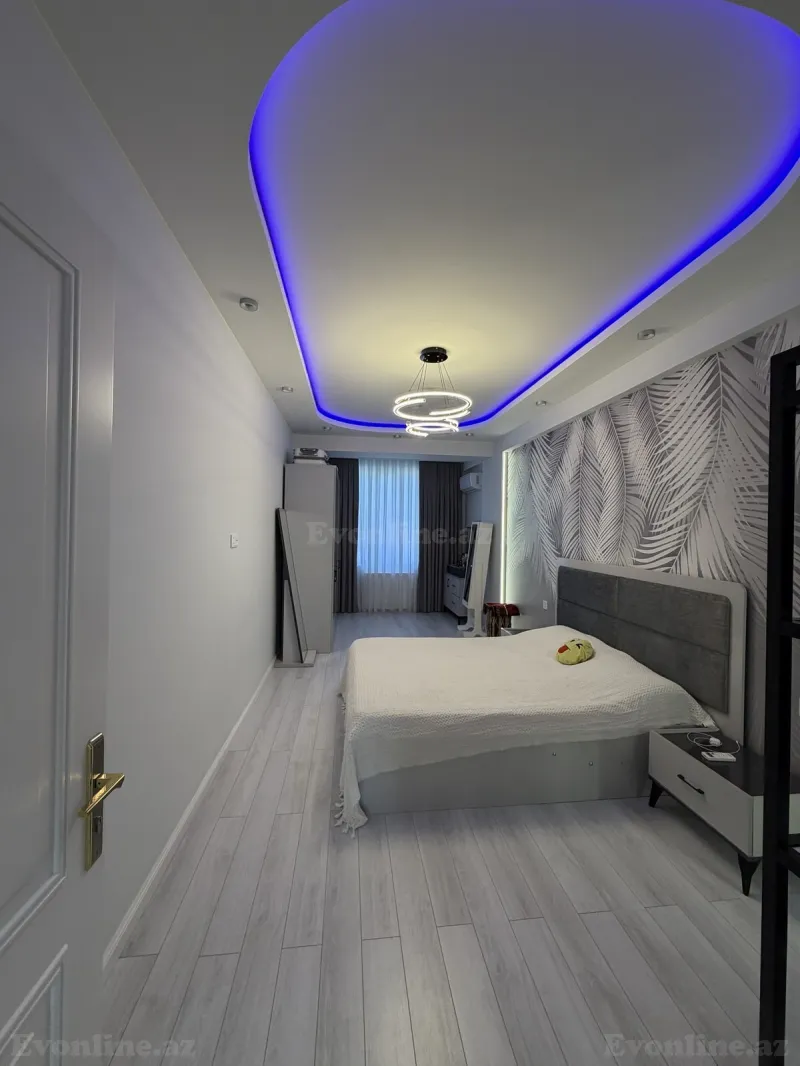 Satılır 3 otaqlı Mənzil Yeni tikili 150 m² İnşaatçılar m. - şəkil 6