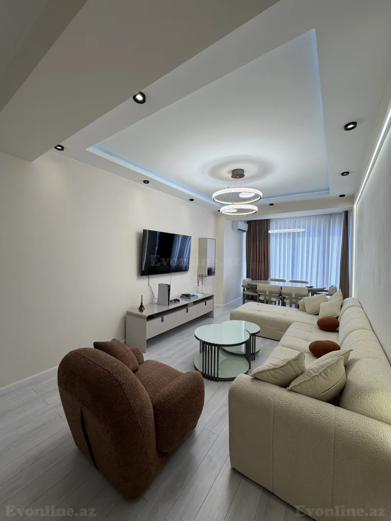 Satılır 3 otaqlı Mənzil Yeni tikili 150 m² İnşaatçılar m. - şəkil 14