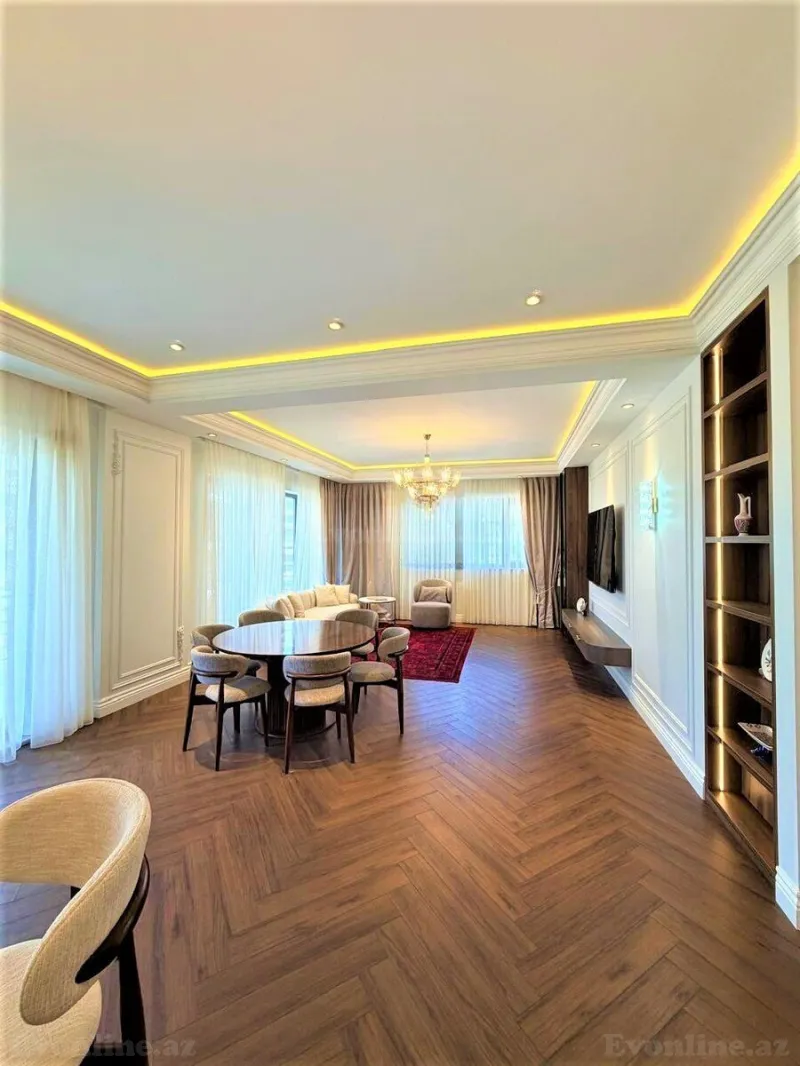 Bakı, Xətai r., Ağ şəhərda 3 otaqlı mənzil kirayə verilir