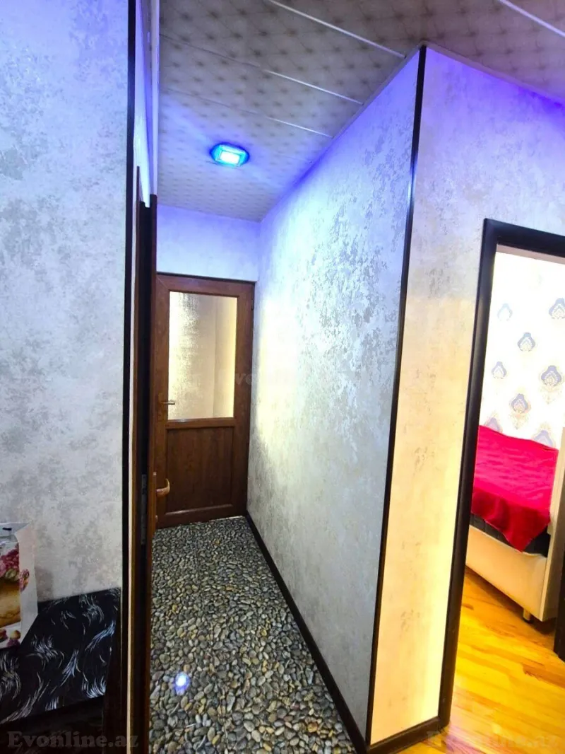 Satılır 2 otaqlı Mənzil Köhnə tikili 60 m² Bakıxanov - şəkil 7