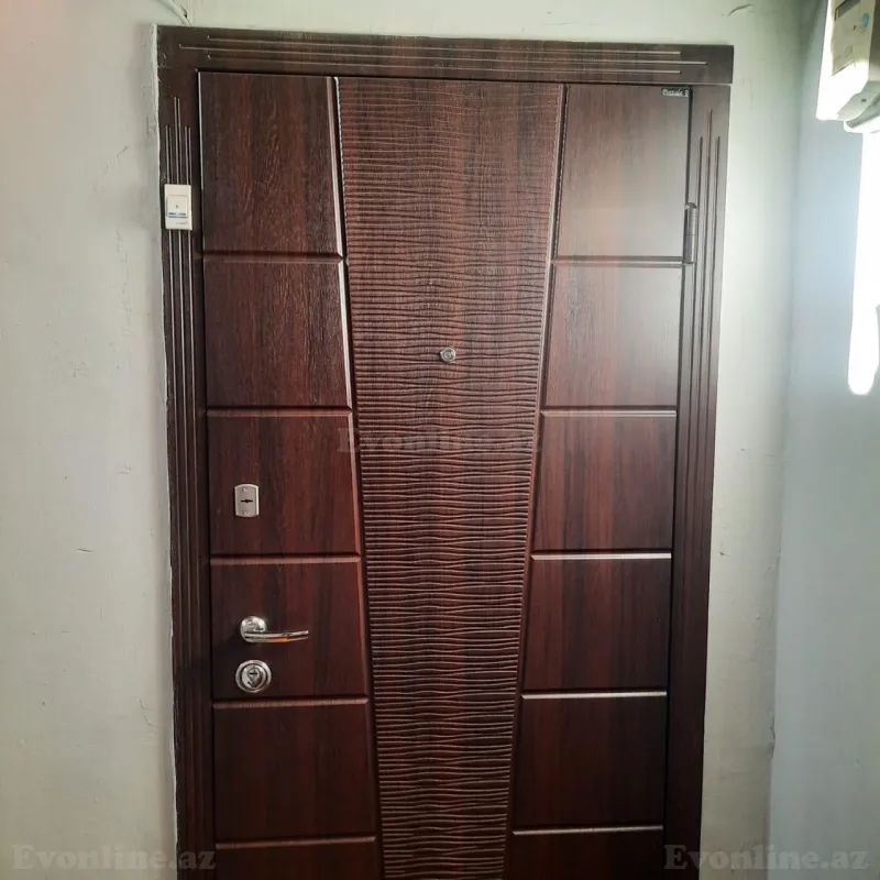 Satılır 3 otaqlı Mənzil Köhnə tikili 70 m² Gənclik m. - şəkil 4