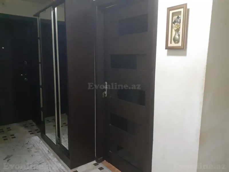Satılır 3 otaqlı Mənzil Köhnə tikili 70 m² Gənclik m. - şəkil 5