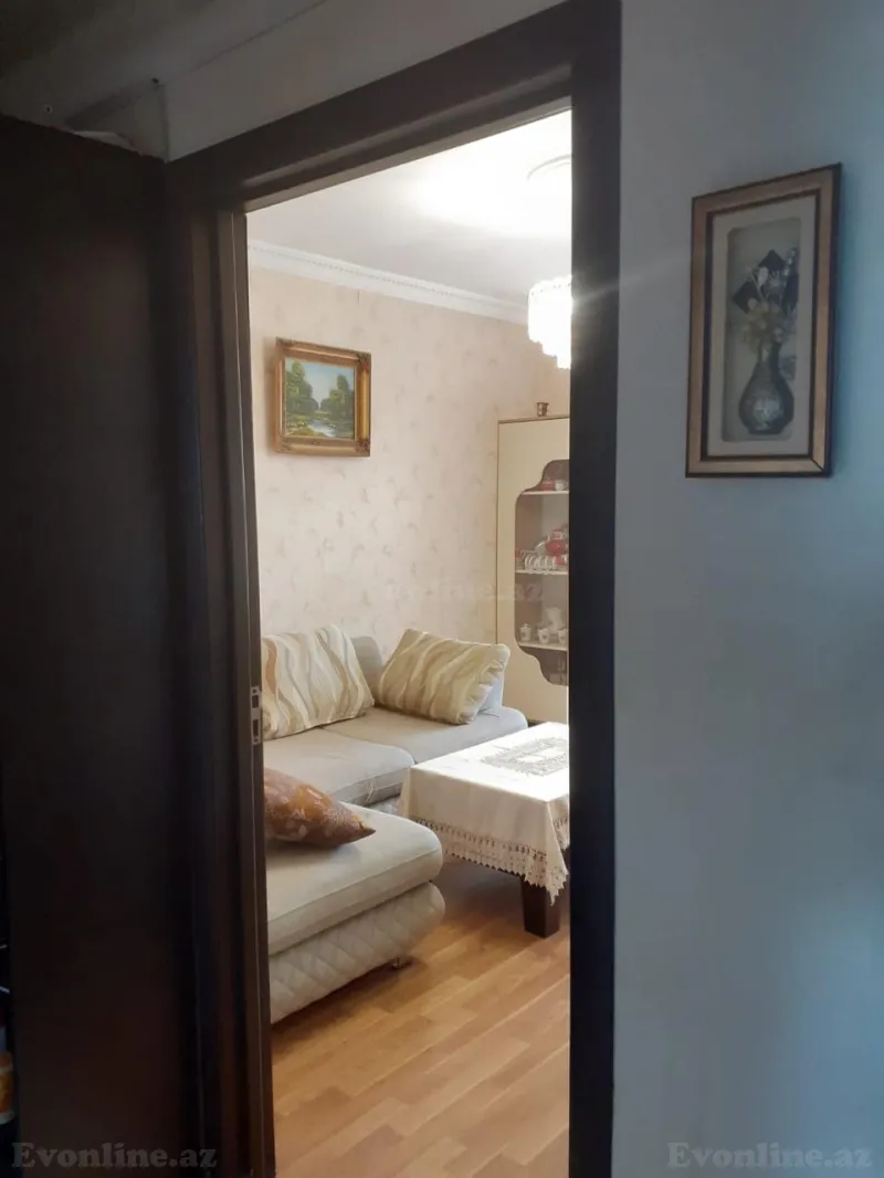Satılır 3 otaqlı Mənzil Köhnə tikili 70 m² Gənclik m. - şəkil 9