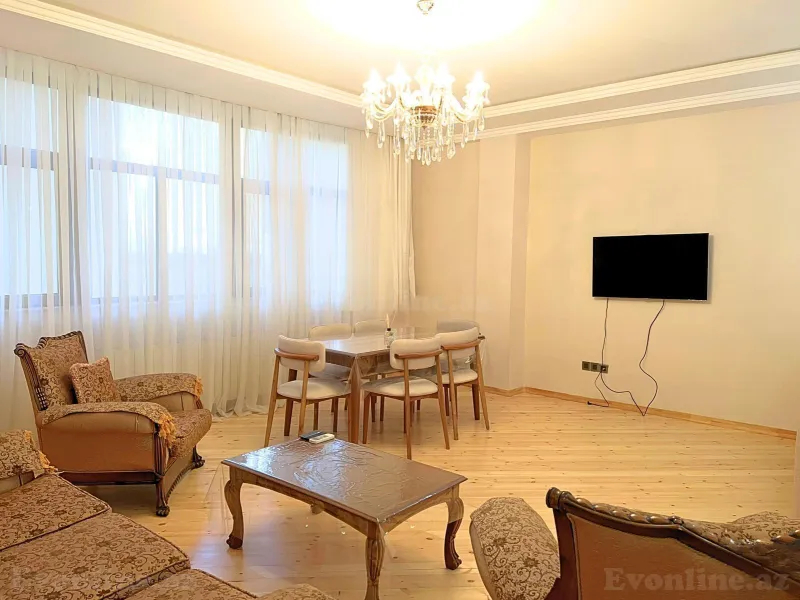 Bakı, Xətai r.da 2 otaqlı mənzil kirayə verilir