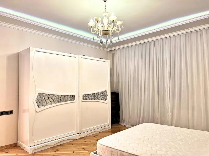 Kirayə verilir 2 otaqlı Mənzil Yeni tikili 110 m² Xətai r. - şəkil 3