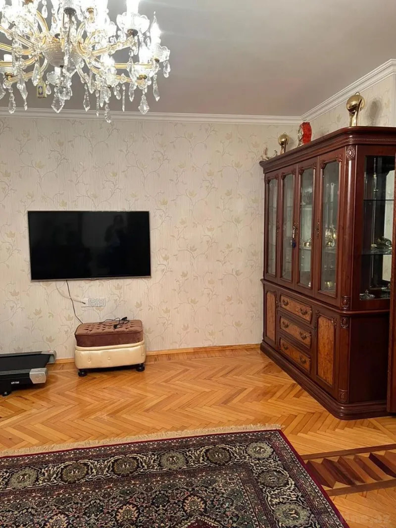 Satılır 3 otaqlı Mənzil Köhnə tikili 100 m² Elmlər Akademiyası m. - şəkil 2