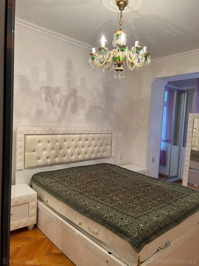 Satılır 3 otaqlı Mənzil Köhnə tikili 100 m² Elmlər Akademiyası m. - şəkil 3