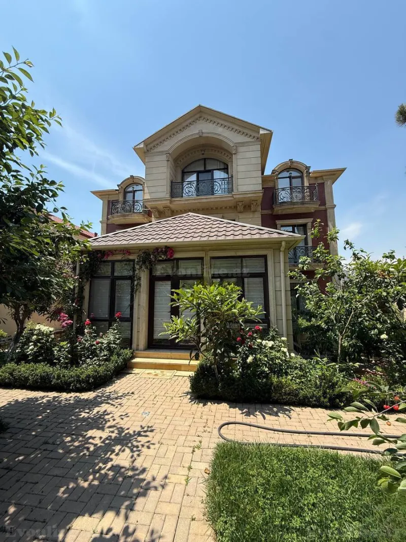 Satılır 7 otaqlı Həyət evi 800 m² Nizami r. - şəkil 2