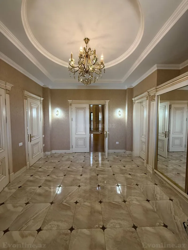 Satılır 7 otaqlı Həyət evi 800 m² Nizami r. - şəkil 4