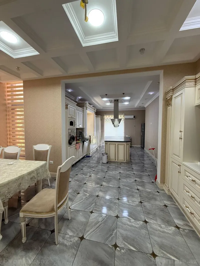 Satılır 7 otaqlı Həyət evi 800 m² Nizami r. - şəkil 8