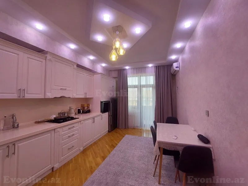 Satılır 4 otaqlı Mənzil Yeni tikili 174 m² Memar Əcəmi m. - şəkil 6