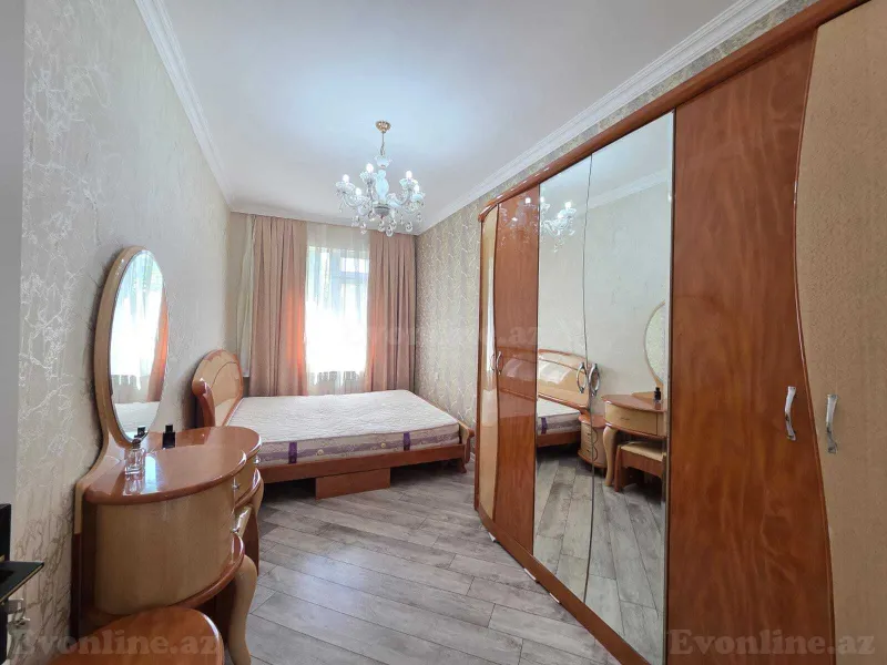 Satılır 2 otaqlı Mənzil Köhnə tikili 55 m² Memar Əcəmi m. - şəkil 3