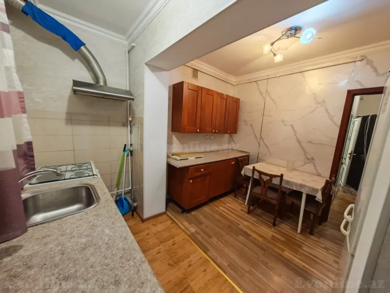 Kirayə verilir 2 otaqlı Mənzil Köhnə tikili 55 m² 8-ci mikrorayon - şəkil 14
