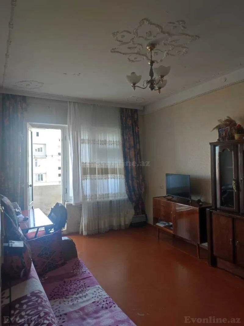 3 otaqlı Mənzil 80 m² Həzi Aslanov m. Satılır