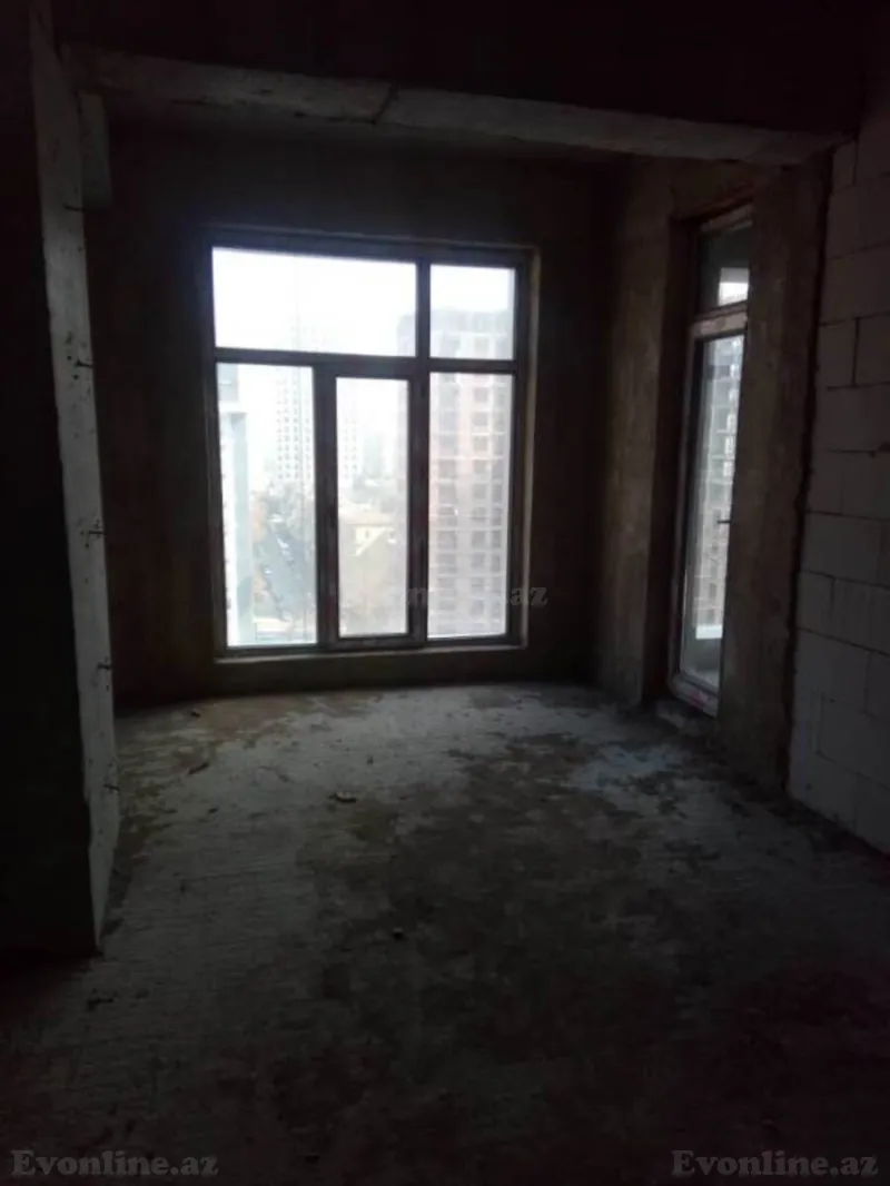 Satılır 3 otaqlı Mənzil Yeni tikili 90 m² 28 May m. - şəkil 7
