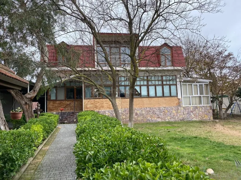 6 otaqlı Həyət evi 200 m² Mərdəkan Satılır