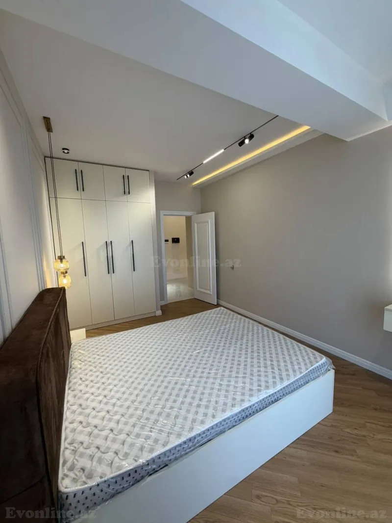 Kirayə verilir 2 otaqlı Mənzil Yeni tikili 85 m² Qara Qarayev m. - şəkil 13
