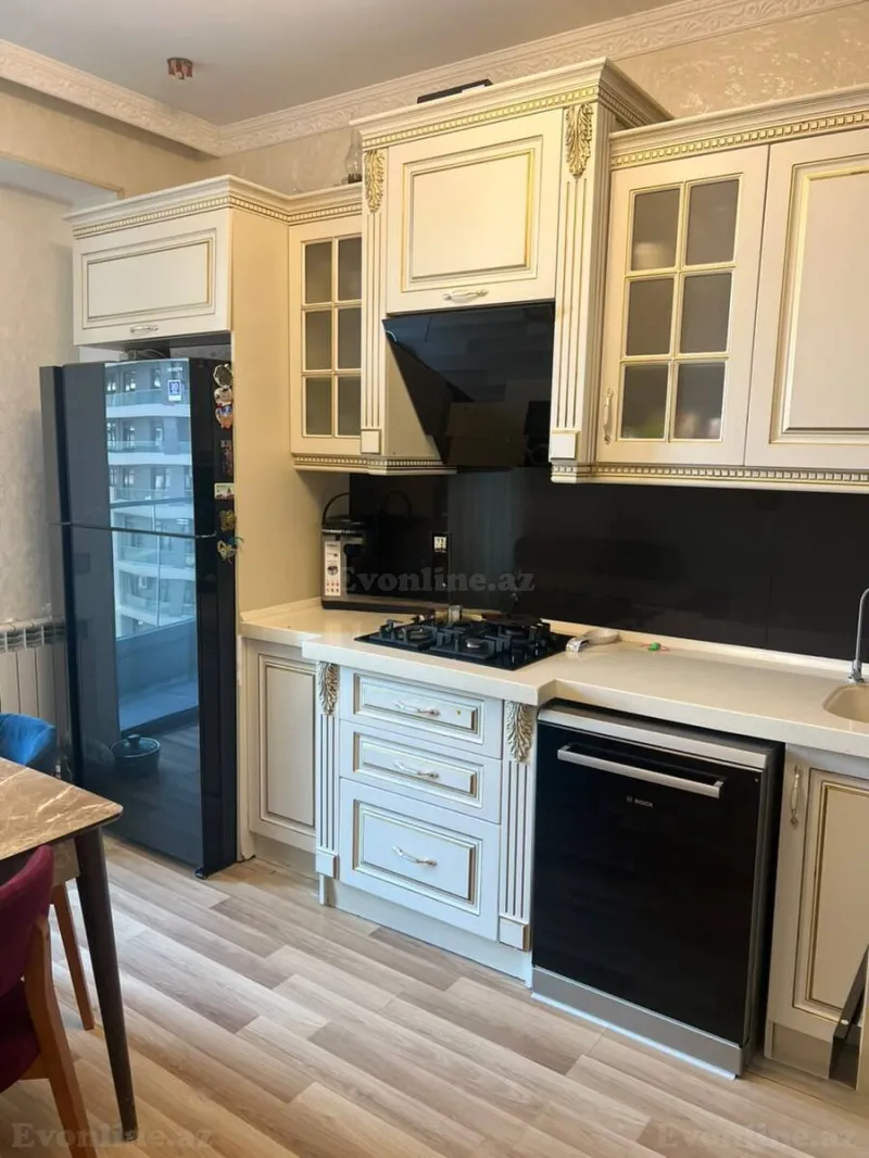 Satılır 2 otaqlı Mənzil Yeni tikili 100 m² 8 Noyabr m. - şəkil 2