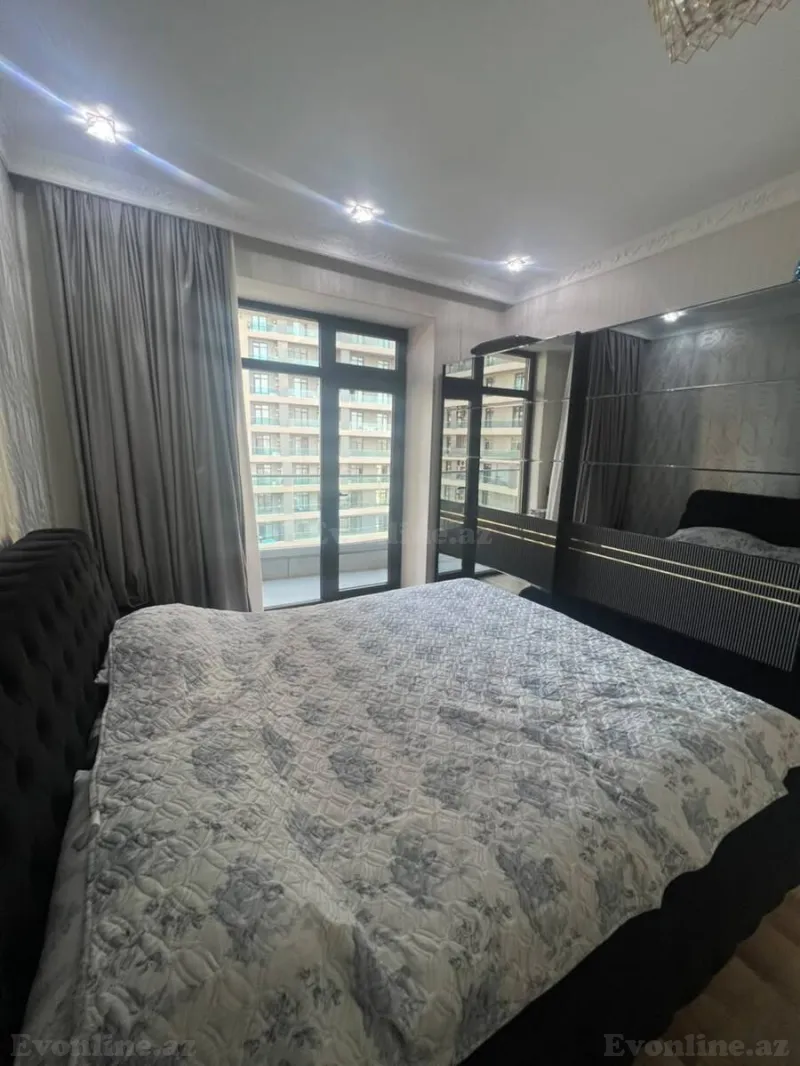 Satılır 2 otaqlı Mənzil Yeni tikili 100 m² 8 Noyabr m. - şəkil 17