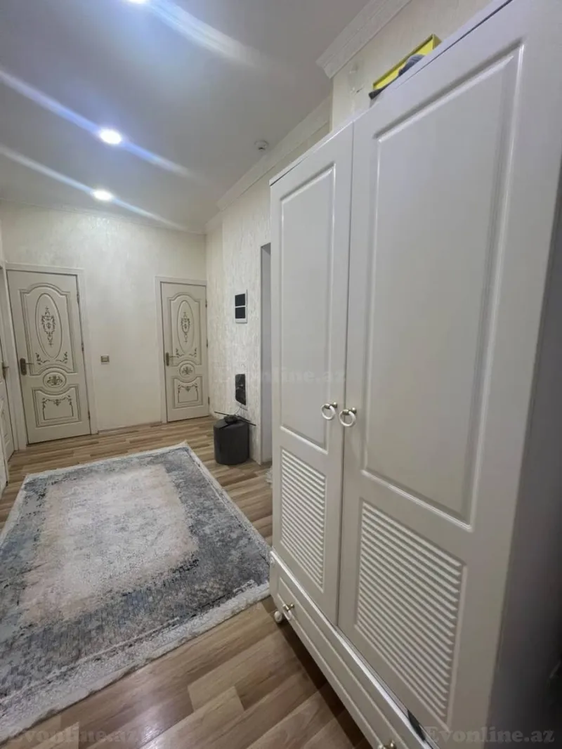 Satılır 2 otaqlı Mənzil Yeni tikili 100 m² 8 Noyabr m. - şəkil 24