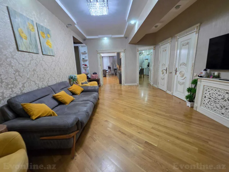 Satılır 3 otaqlı Mənzil Yeni tikili 175 m² 20 Yanvar m. - şəkil 5