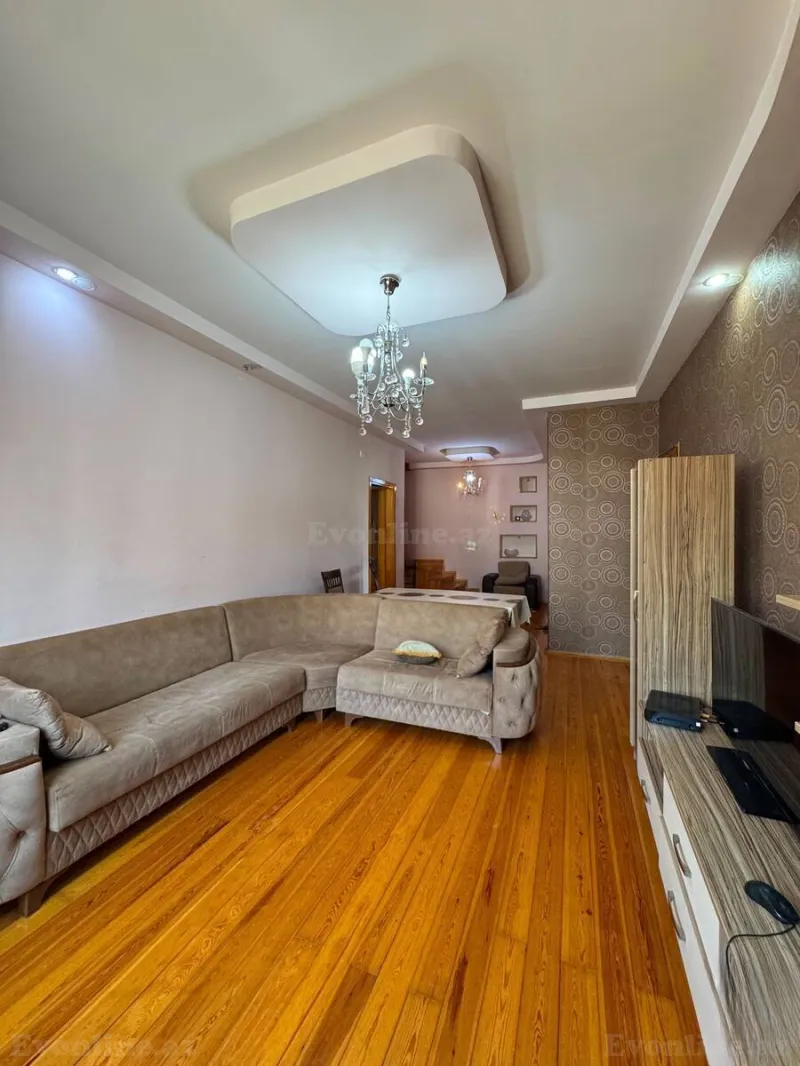 Satılır 5 otaqlı Həyət evi 345 m² Səbail r. - şəkil 5
