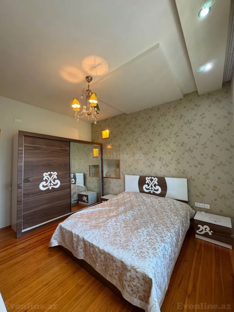 Satılır 5 otaqlı Həyət evi 345 m² Səbail r. - şəkil 11