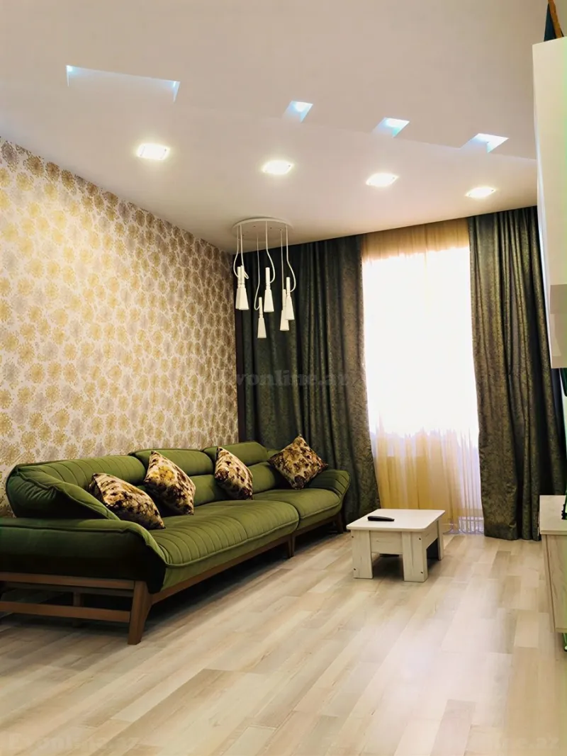 Kirayə verilir 3 otaqlı Mənzil Yeni tikili 111 m² İnşaatçılar m. - şəkil 2