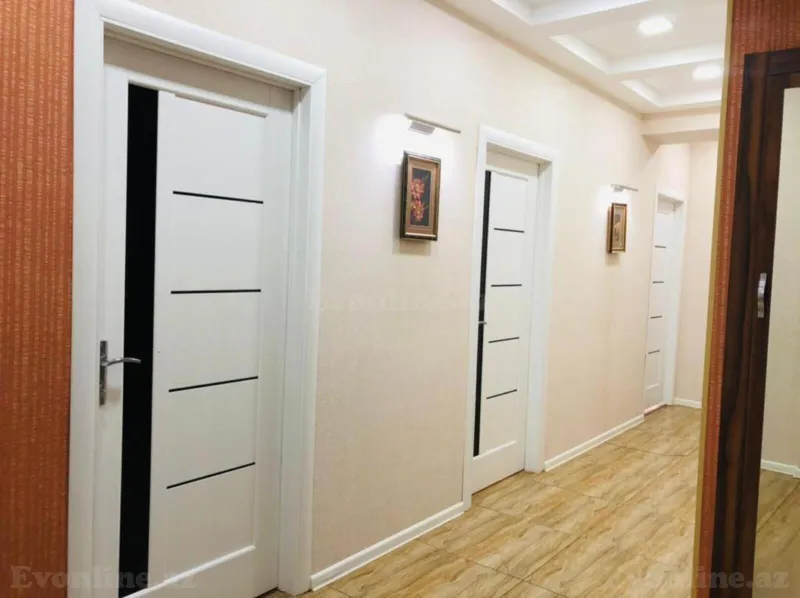 Kirayə verilir 3 otaqlı Mənzil Yeni tikili 111 m² İnşaatçılar m. - şəkil 15